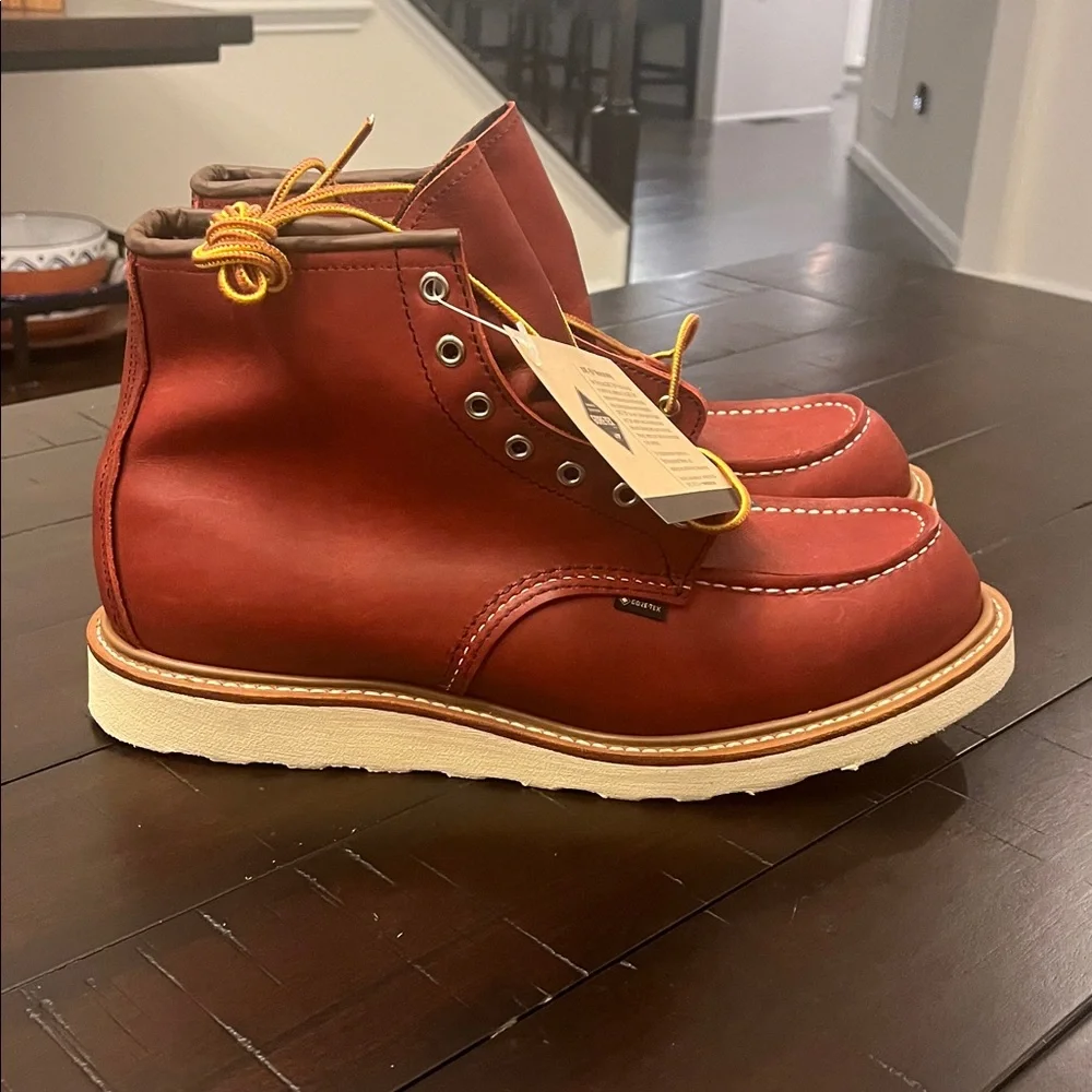 Red Wing new box